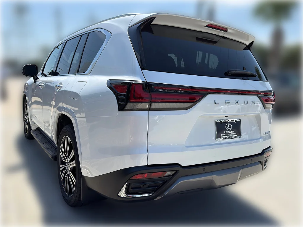 New 2026 Eminent White Pearl Lexus LUXURY image 11
