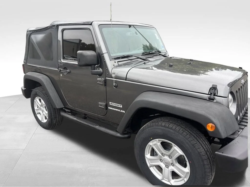 Used 2017 Gray Jeep Sport image 9