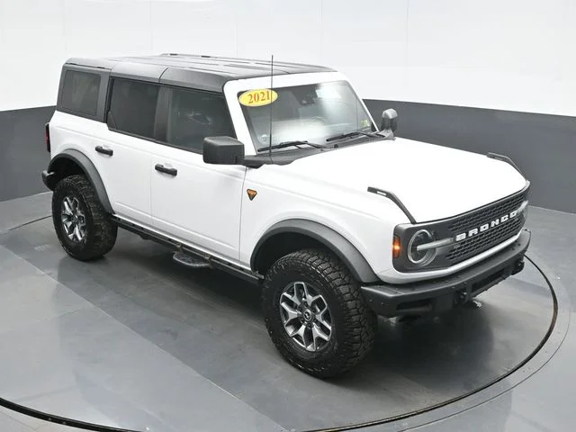 Used 2021 White Ford Badlands image 14