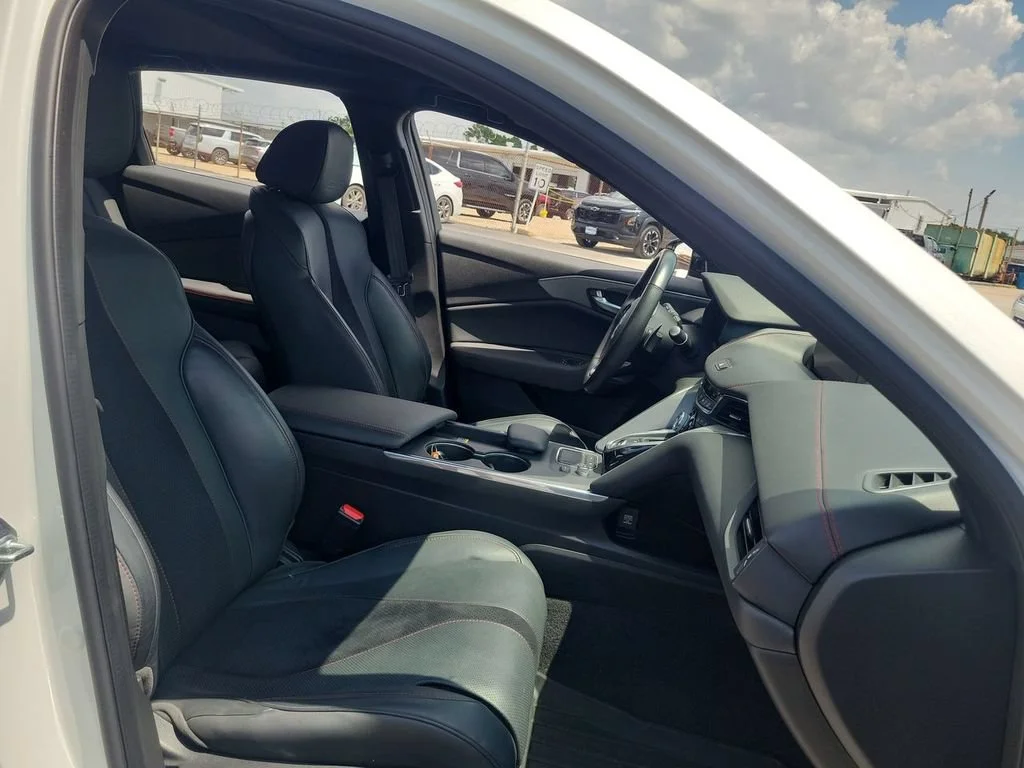 Used 2021 White Acura Type S image 29