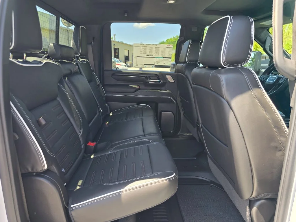 New 2026 White GMC AT4X image 29