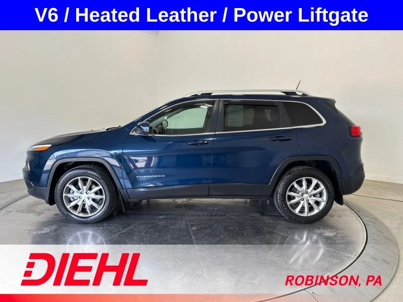 Used 2018 Blue Jeep Limited image 4