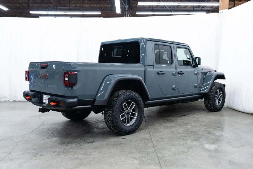 New 2026 Anvil Clear-Coat Exterior Paint Jeep Mojave X image 6