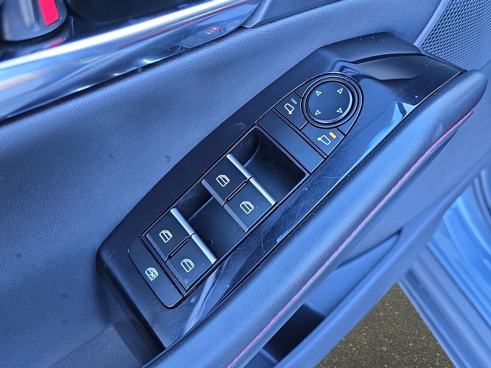 2025 Mazda CX-30 Carbon Edition - Photo 28