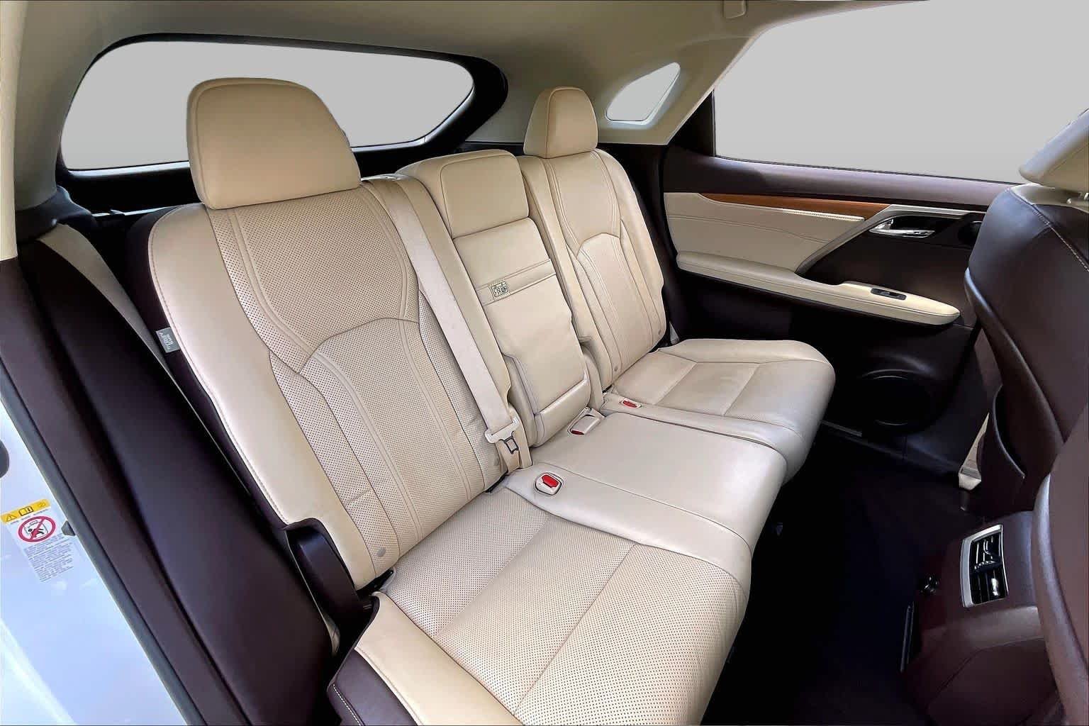 Used 2016 Eminent White Pearl Lexus  image 17