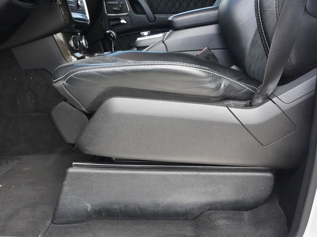 Used 2018 White Mercedes-Benz G 550 Squared image 31