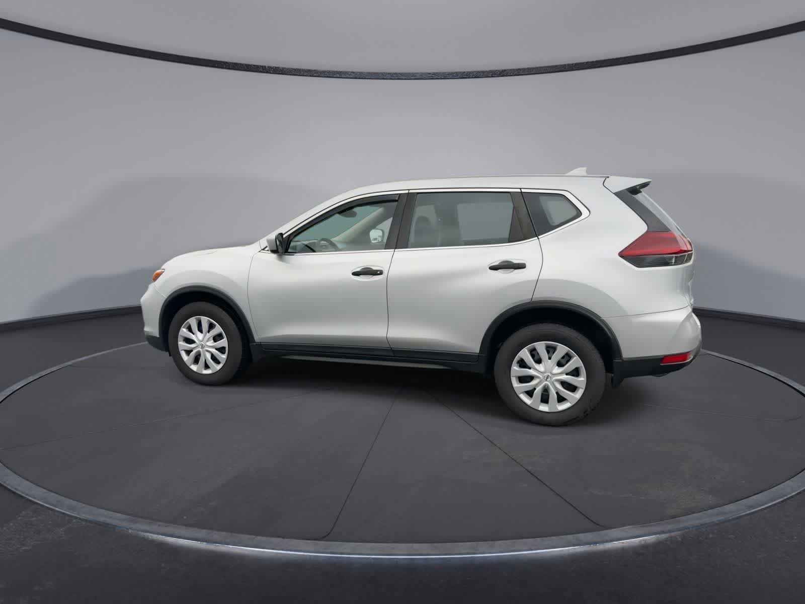 Used 2019 Brilliant Silver Metallic Nissan S image 5