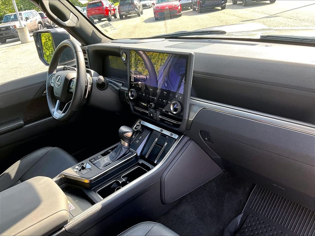 Used 2024 Silver Lexus 550 Premium+ image 14
