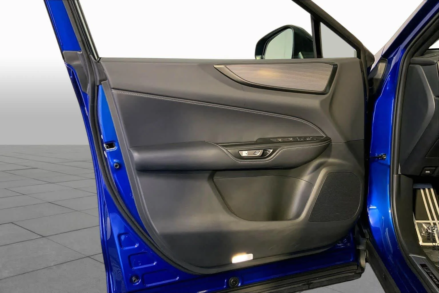 Used 2024 Ultrasonic Blue Mica 2.0 Lexus F SPORT Handling image 22