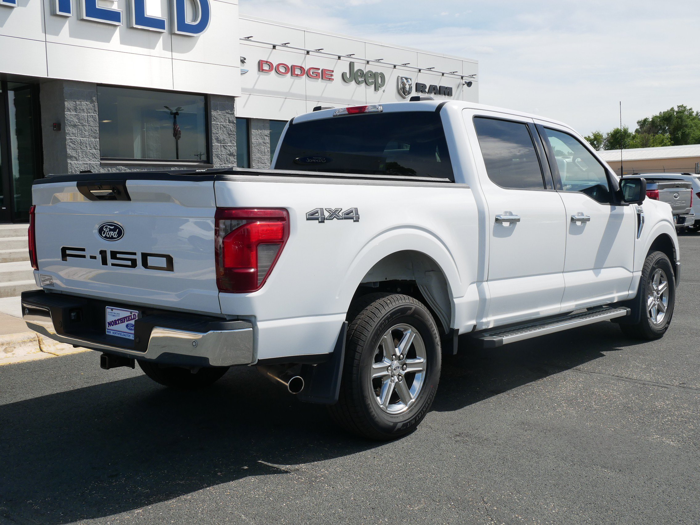 2024 Ford F-150 XLT - Photo 8