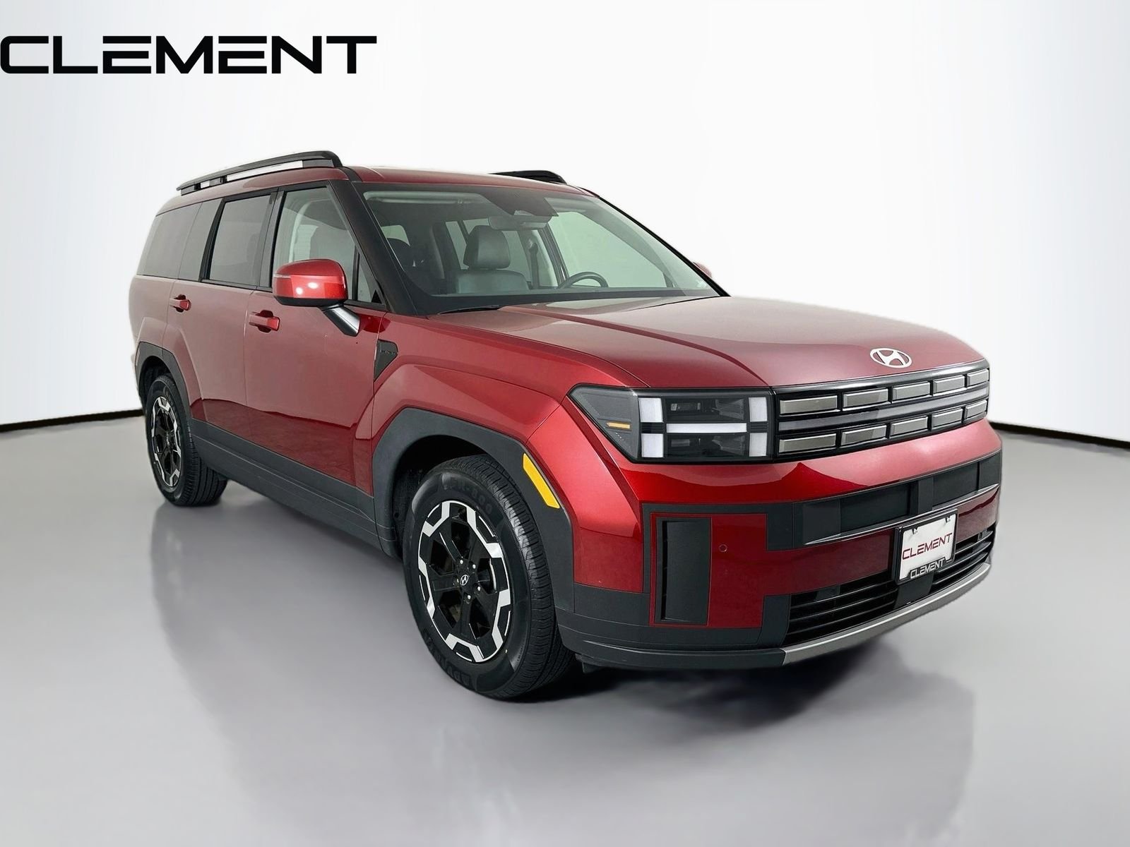 Certified Used 2025 Red Hyundai SEL image 5