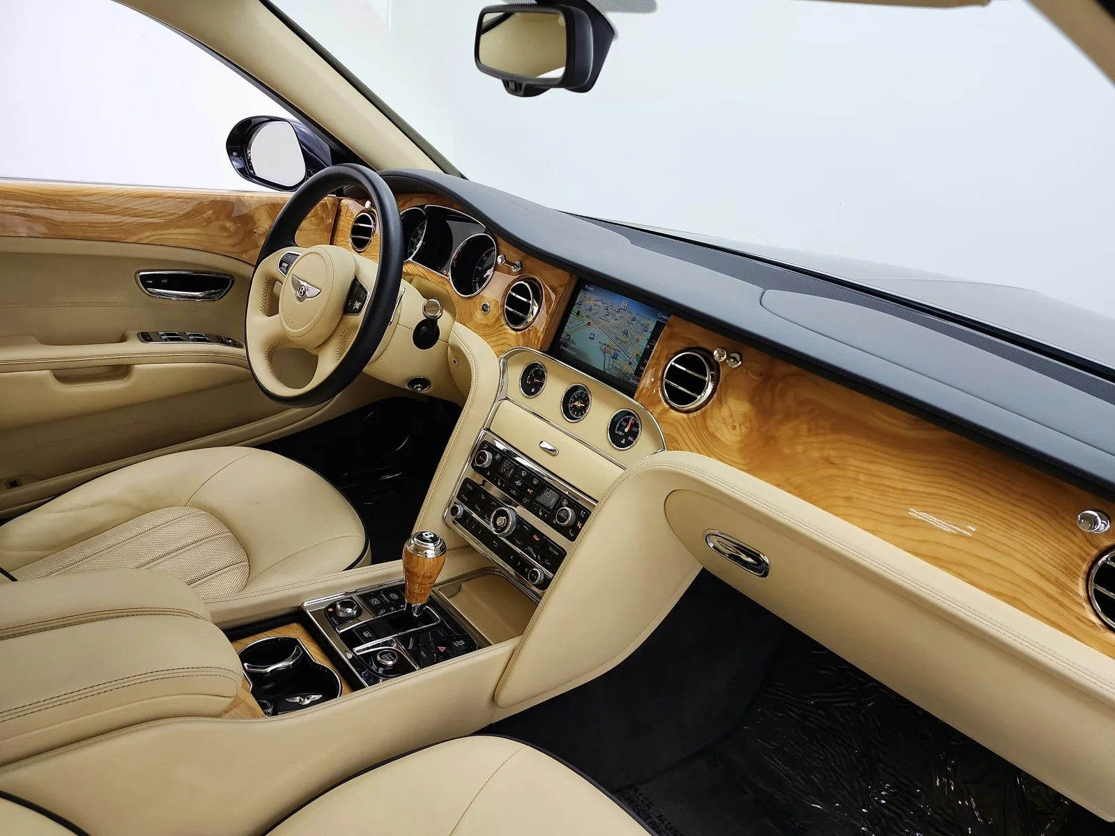 Used 2012 Oxford Blue Solid Bentley 4dr Sdn image 18