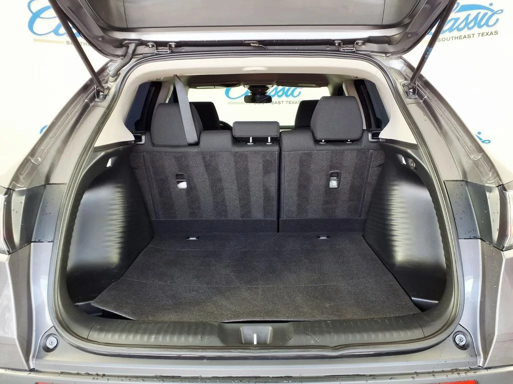 Used 2025  Honda LX image 10