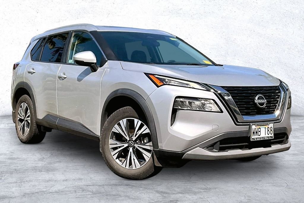 Used 2023 Silver Nissan SV image 11