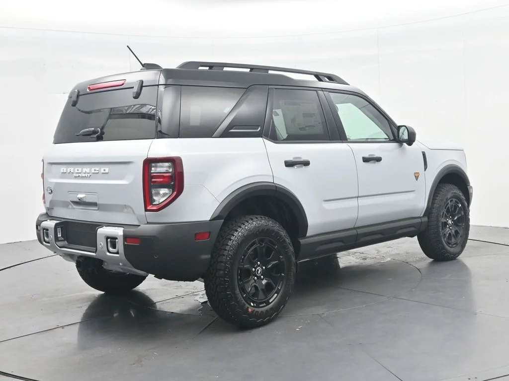 New 2026 Space White Metallic Ford Badlands® image 7