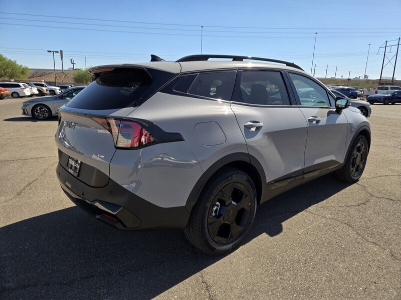 New 2027 Wolf Gray Kia X-Line image 3