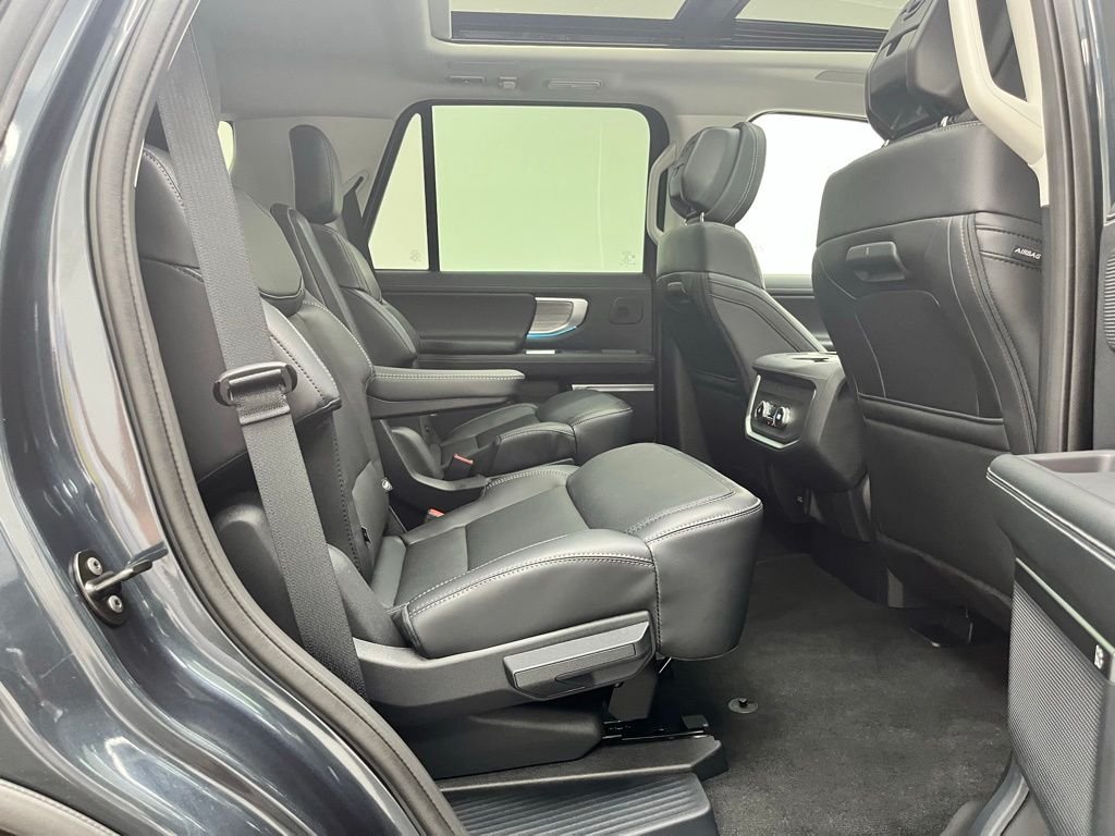 New 2026 Blue Ford Platinum image 38