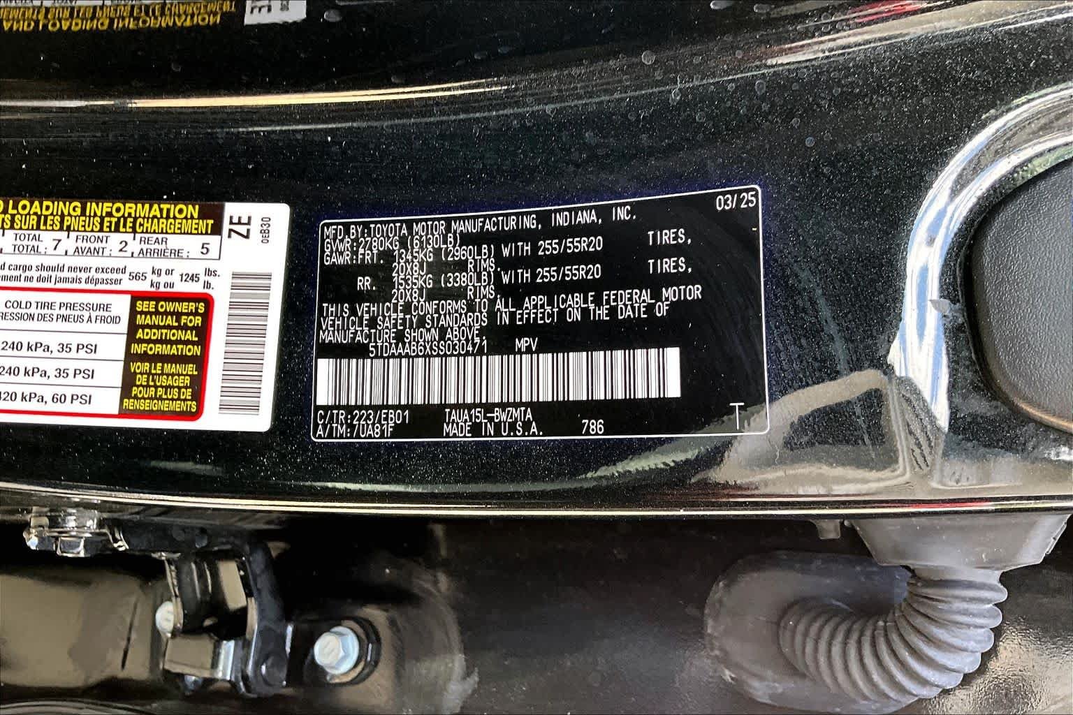 Certified Used 2025 CAVIAR Lexus Premium image 36