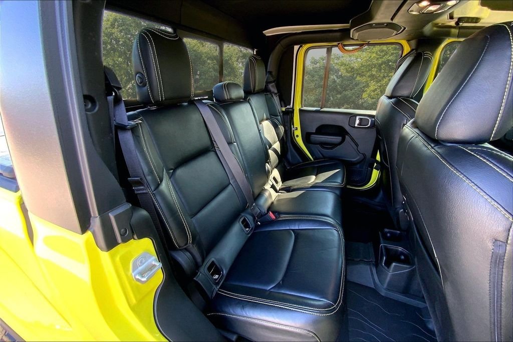 Used 2023 Yellow Jeep Sport S image 25