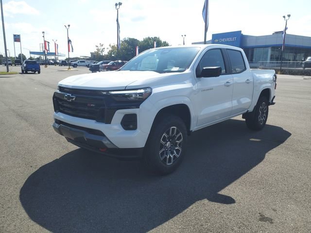 2026 Chevrolet Colorado Z71 - Photo 2