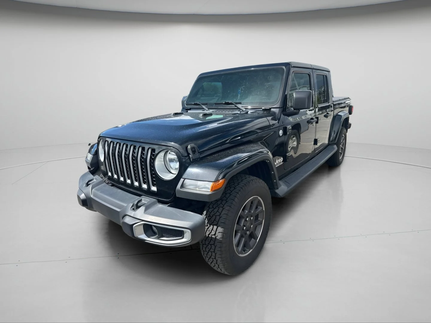 Certified Used 2022 Black Clearcoat Jeep Overland image 30