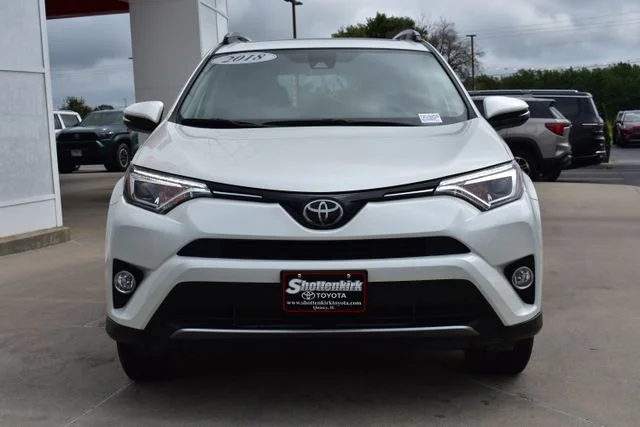Used 2018 White Toyota Limited image 3