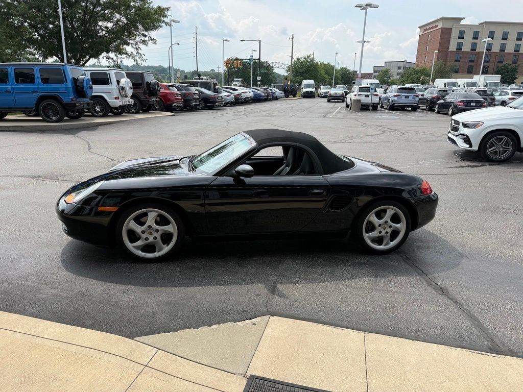 Used 1999  Porsche Base image 4