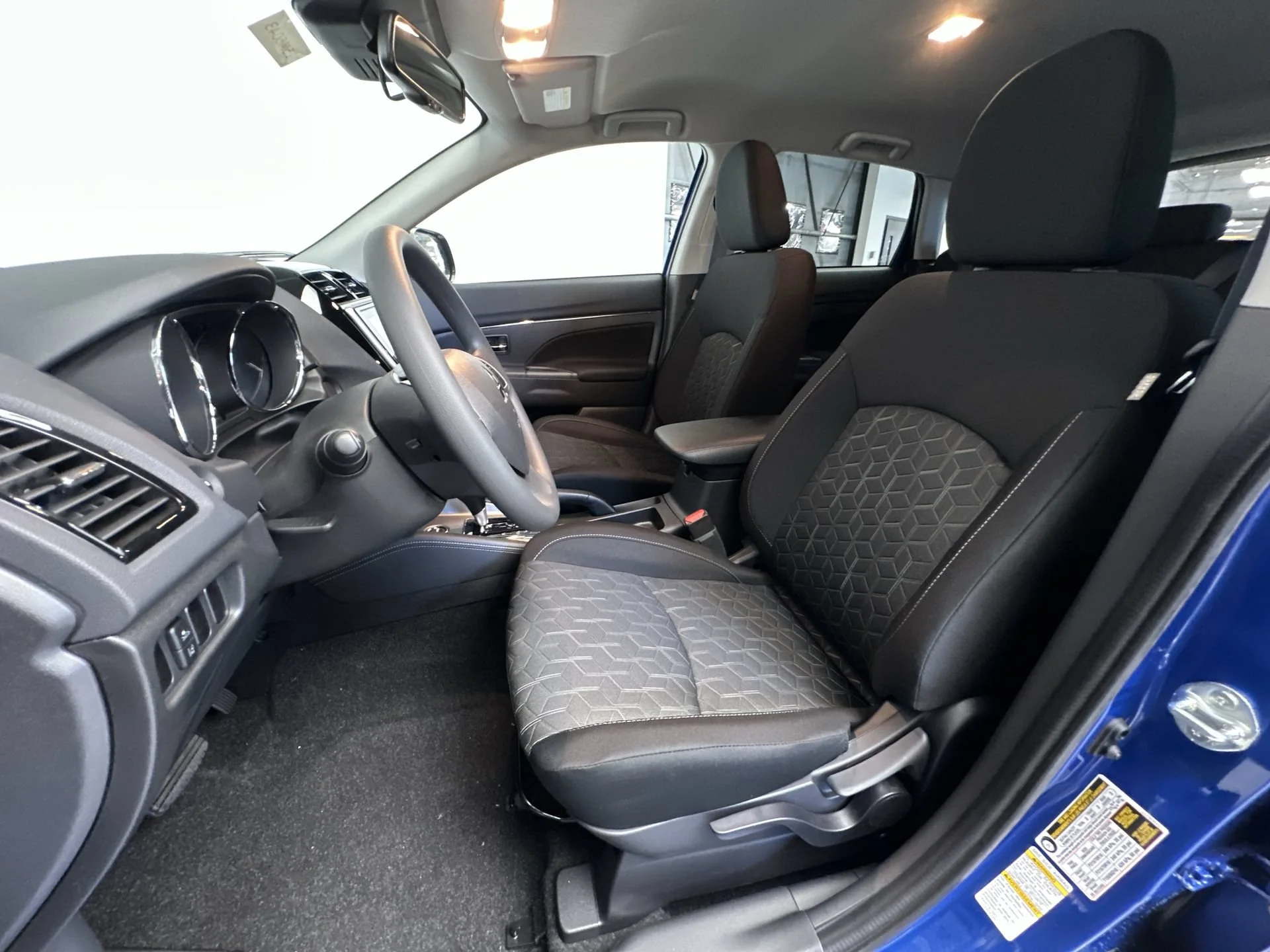 New 2026 Octane Blue Metallic Mitsubishi S image 12