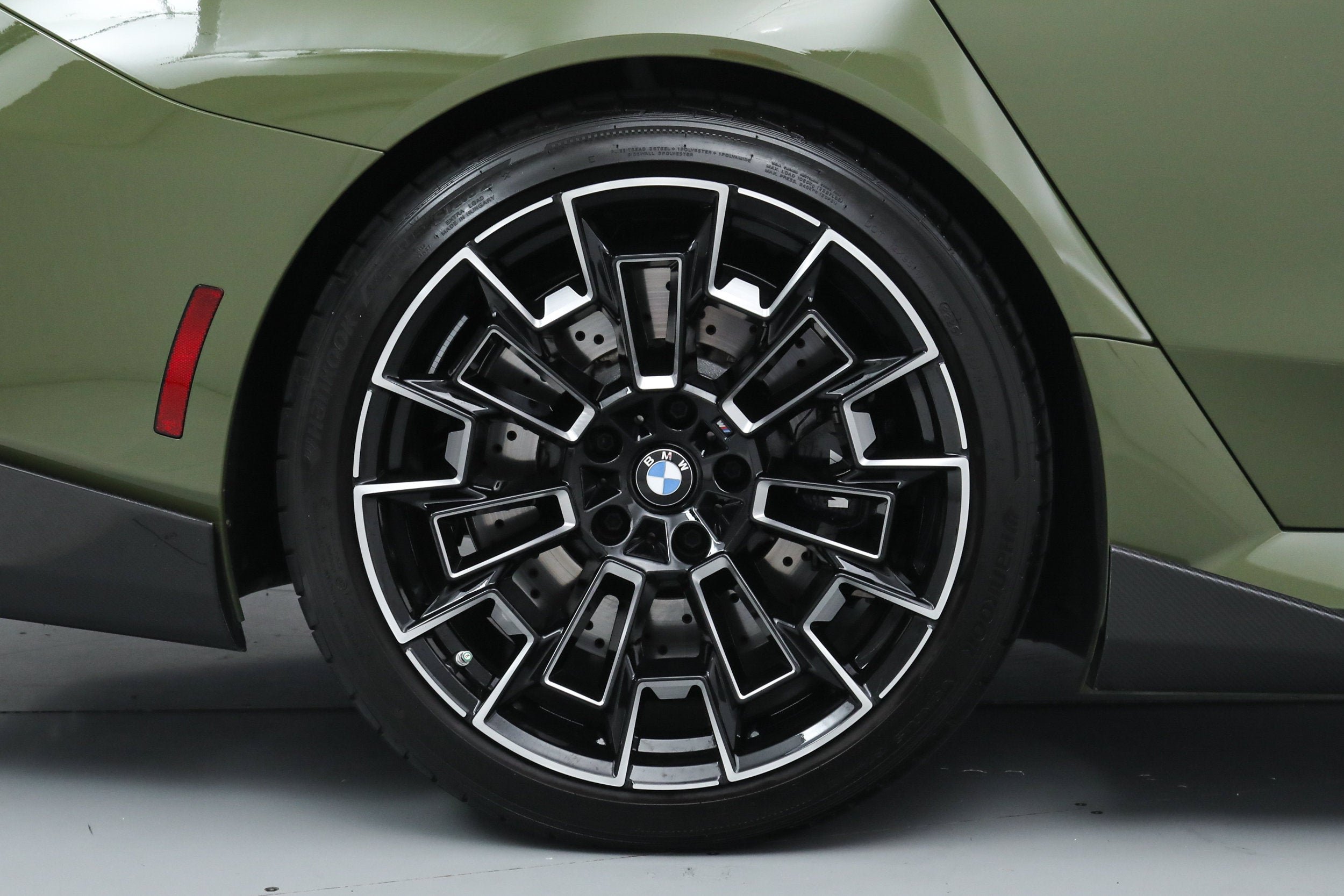 Used 2026 Urbran Green BMW  image 44