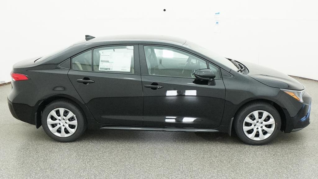 New 2026 Midnight Black Metallic Toyota LE image 14