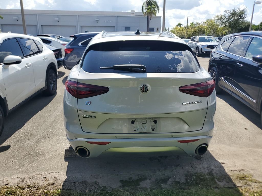 Used 2021 White Alfa Romeo Ti image 7