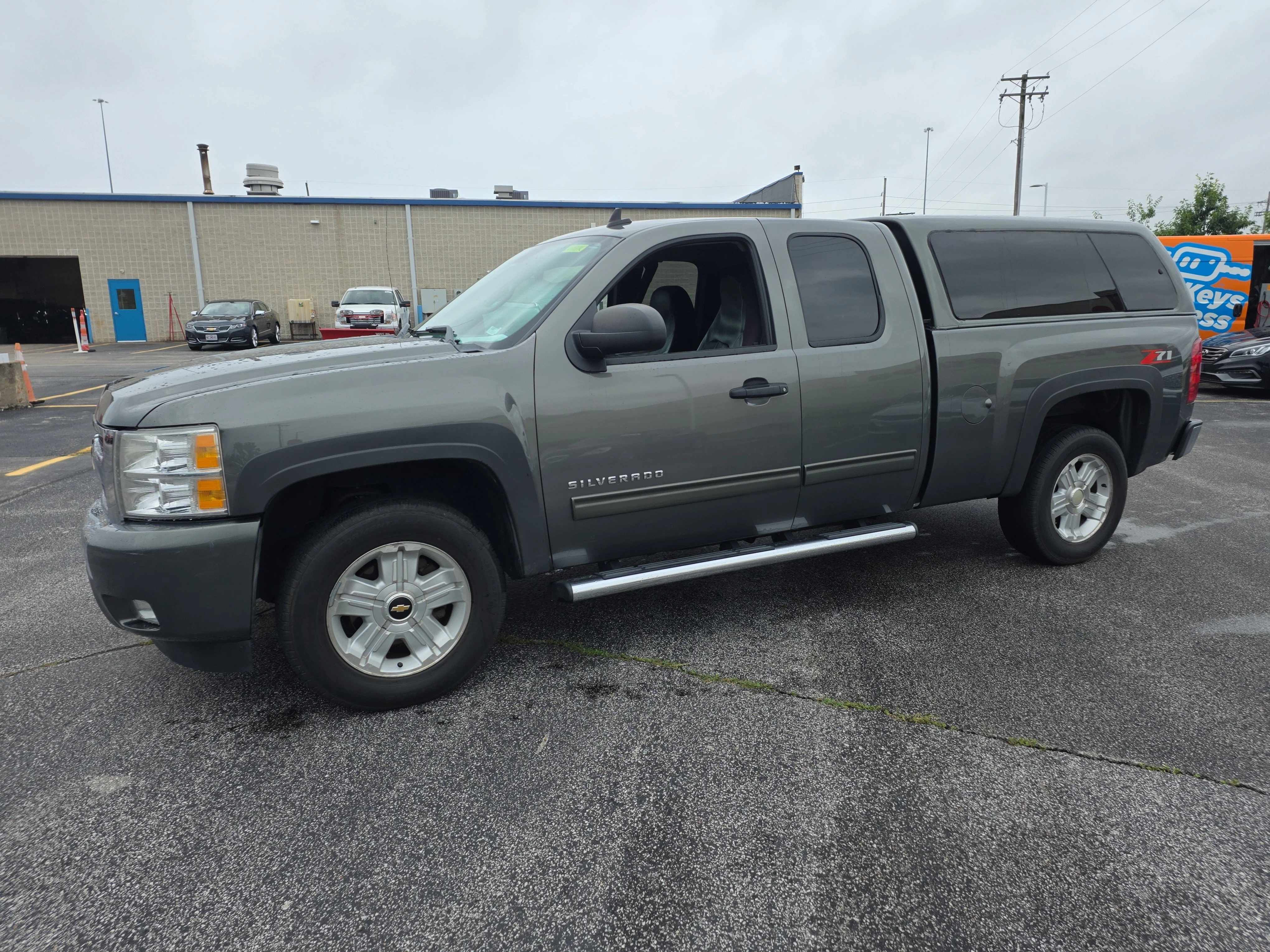 Used 2011 Steel Green Metallic Chevrolet LT image 6