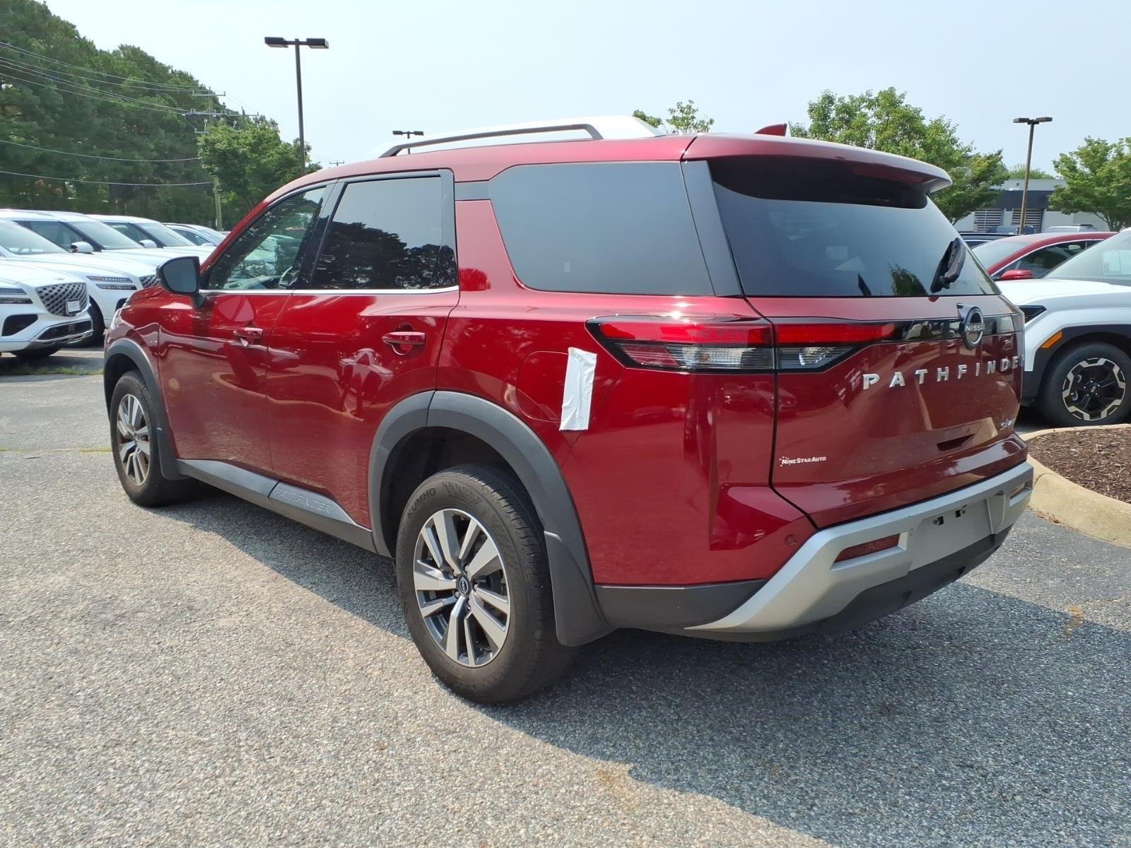 2024 Nissan Pathfinder SL - Photo 8