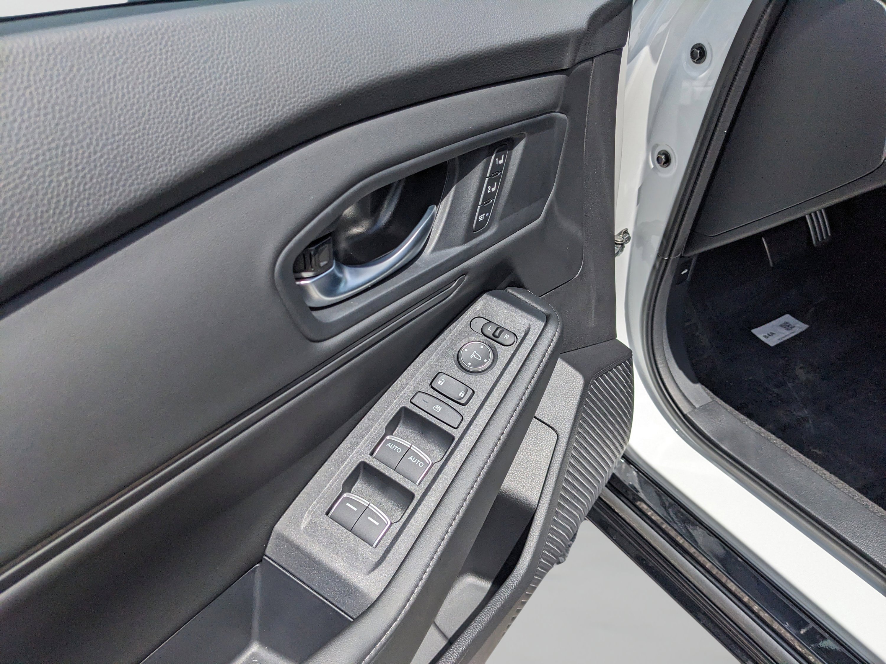 2026 Honda Accord Hybrid Sport-L - Photo 17