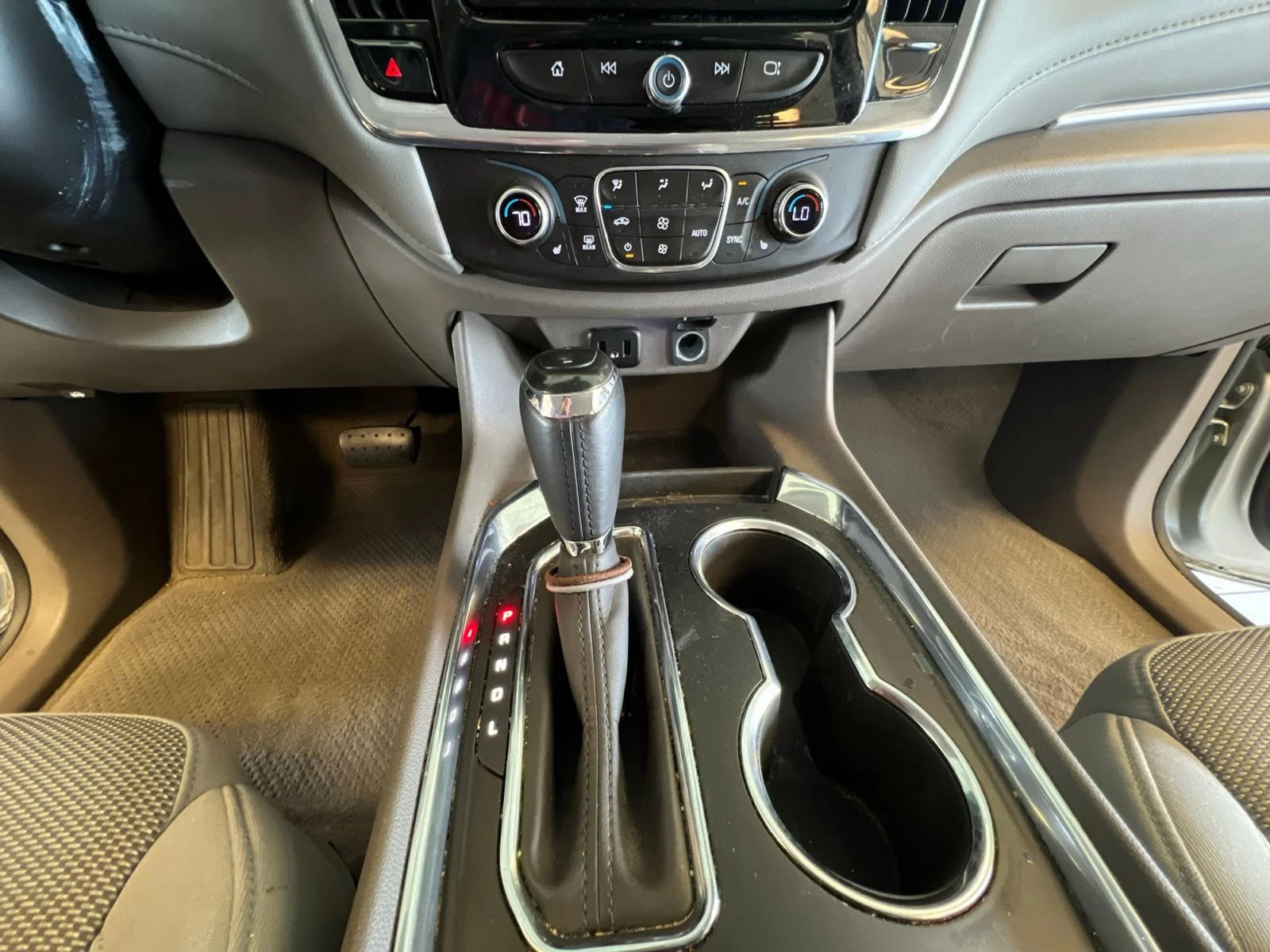 Used 2019 Silver Ice Metallic Chevrolet LT image 20