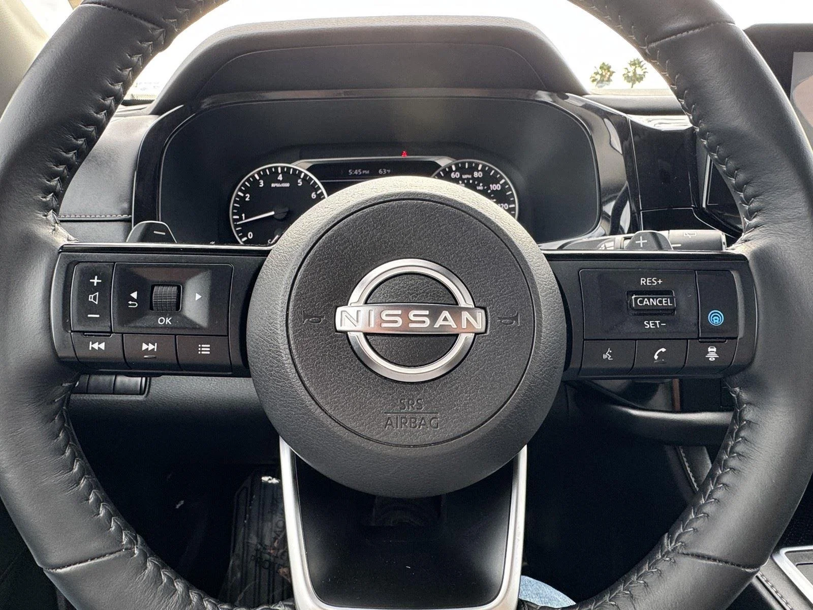 Used 2022 Pearl White Tricoat Nissan SV image 30