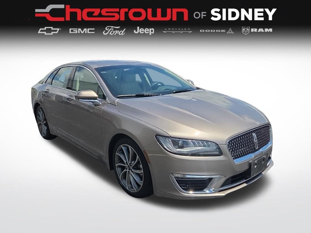 Used 2018 Brown Lincoln Select image 3