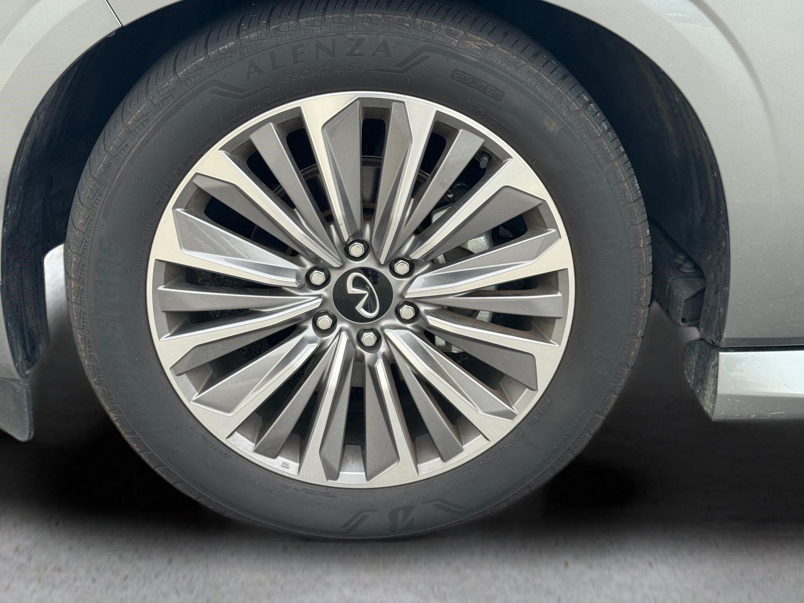 Certified Used 2025 Dynamic Metal INFINITI SENSORY image 9