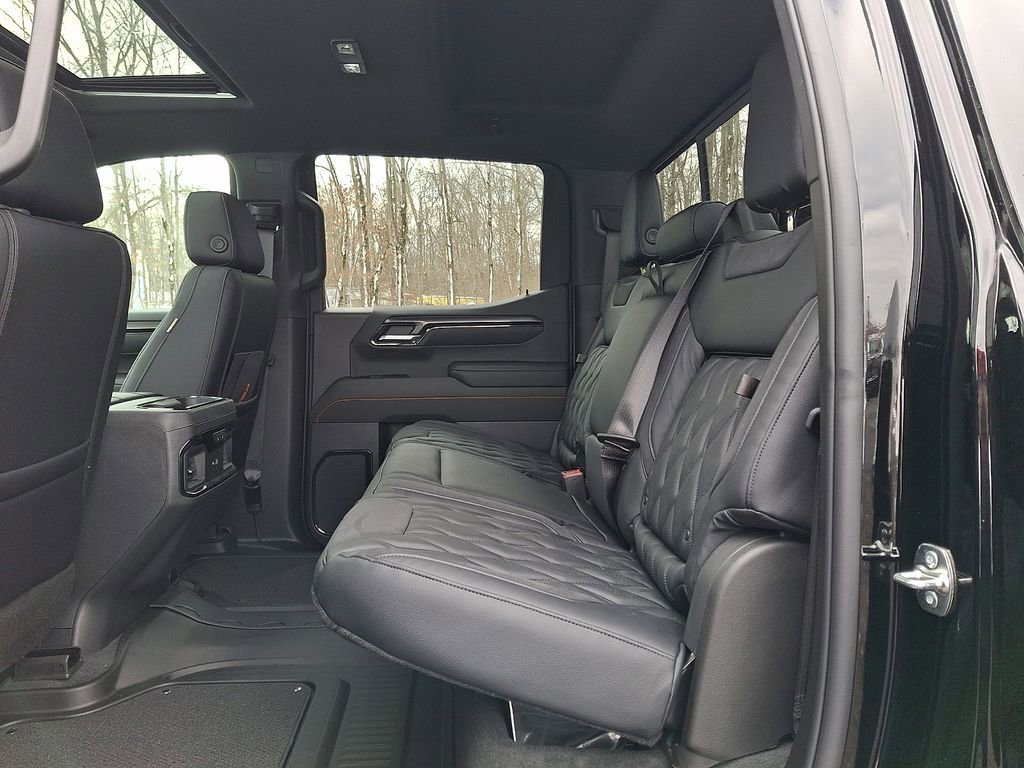 New 2026 Onyx Black GMC AT4 image 6