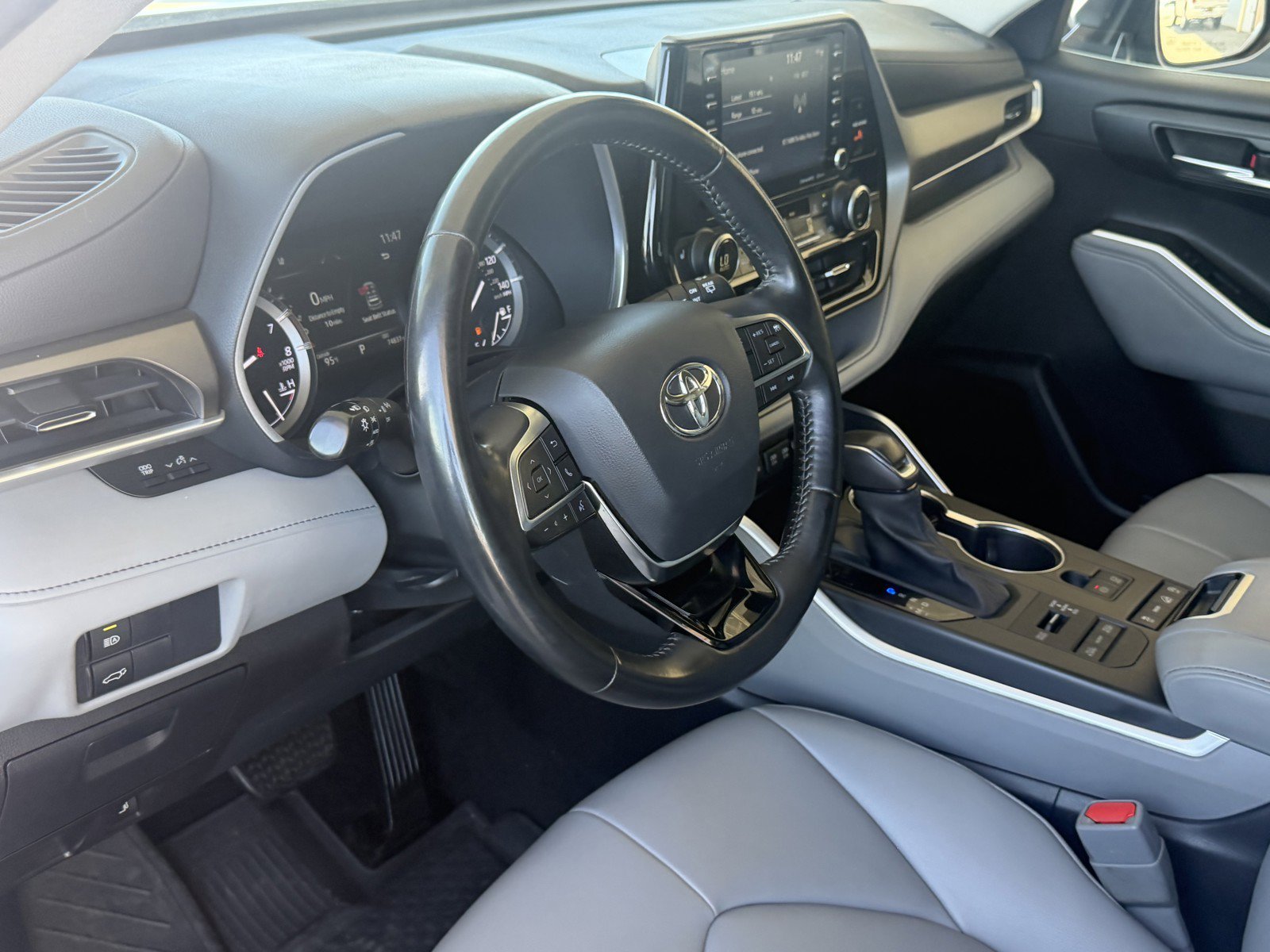 Certified Used 2021 Celestial Silver Metallic Toyota XLE image 20
