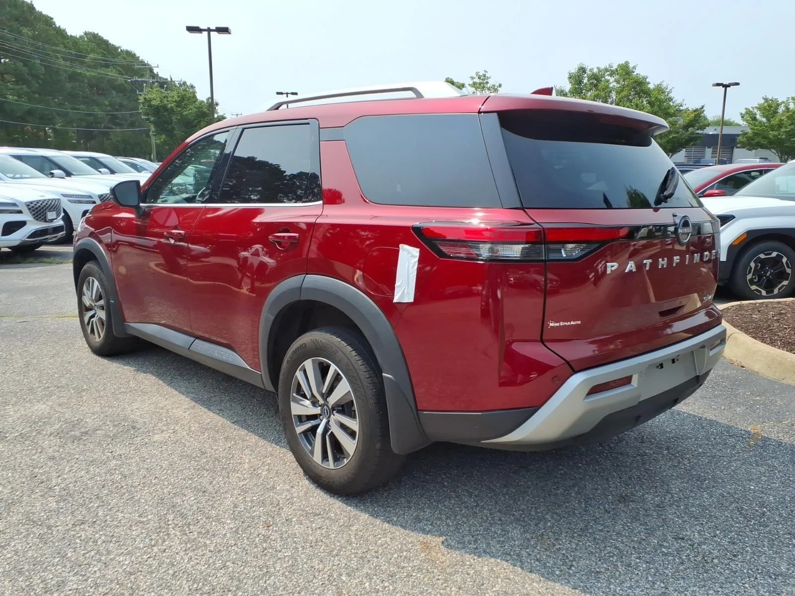 Used 2024 Scarlet Ember Nissan SL image 8