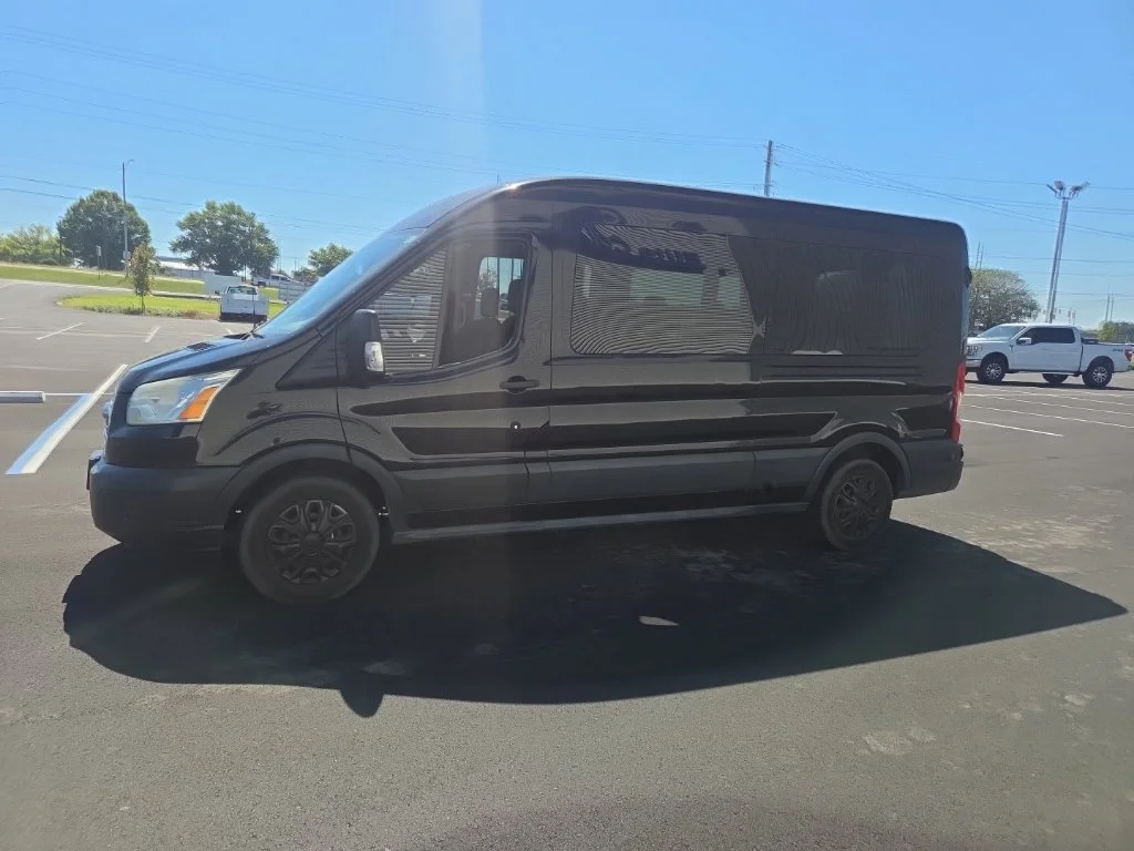 Used 2016 Black Ford XLT image 4