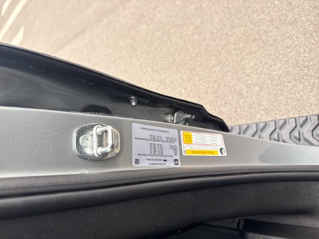 Used 2024 Gray Chevrolet Z71 image 23