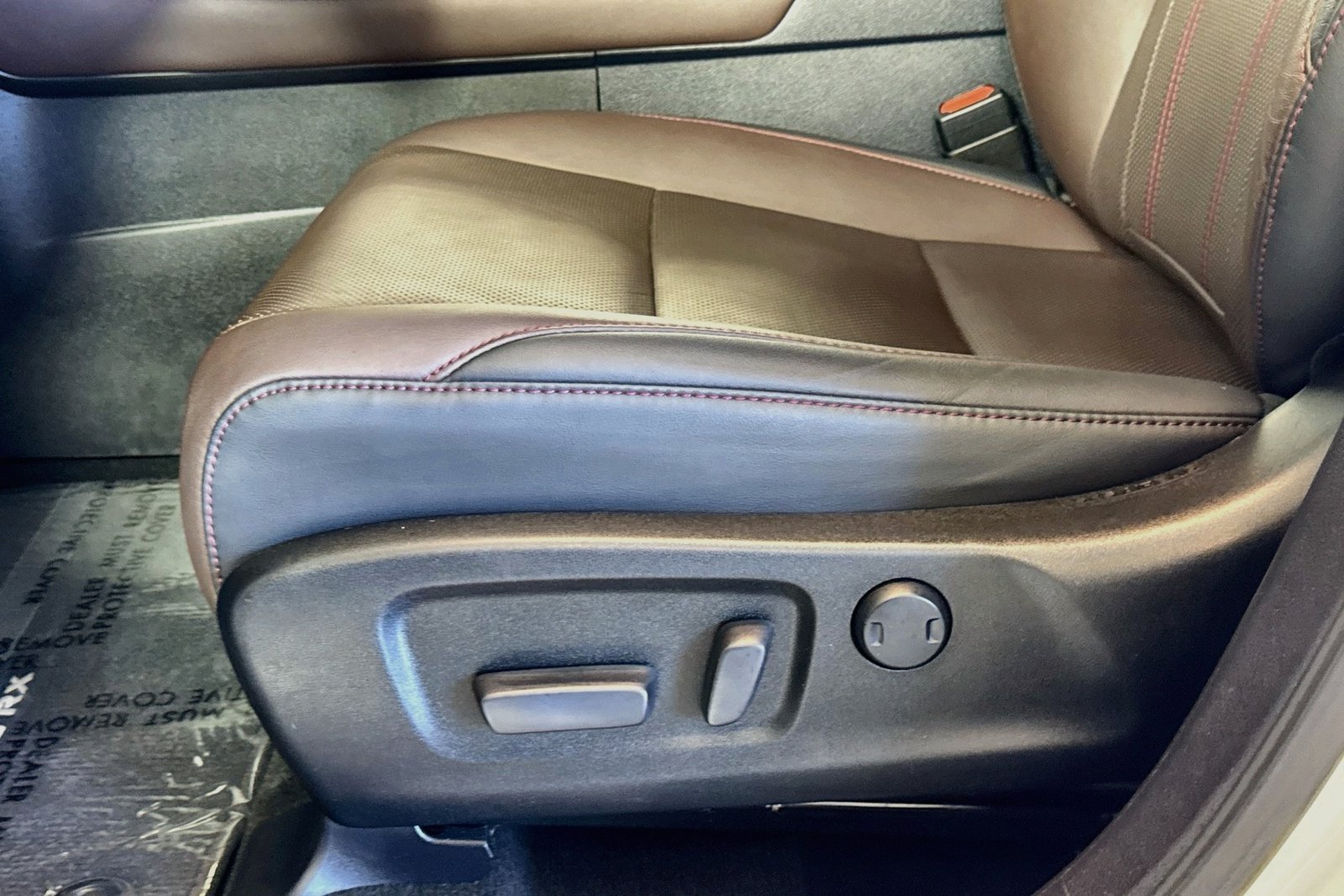 Used 2018 Eminent White Pearl Lexus RX 350 image 18