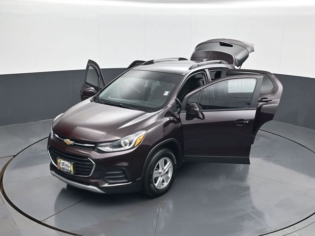 Used 2021 Red Chevrolet LT image 30