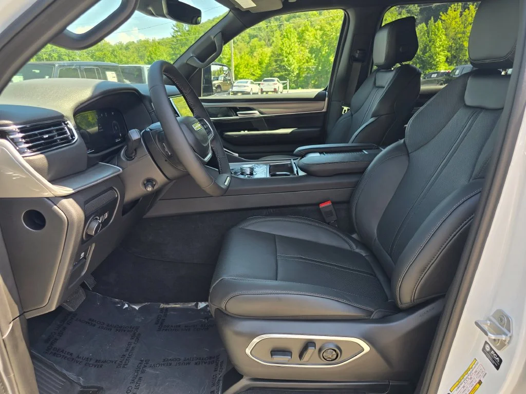 New 2026 White Jeep Upland image 4