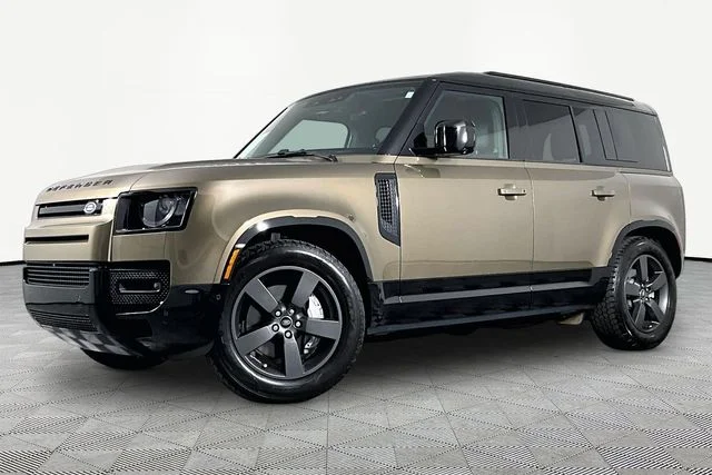 2025 Land Rover Defender 110 X-Dynamic SE