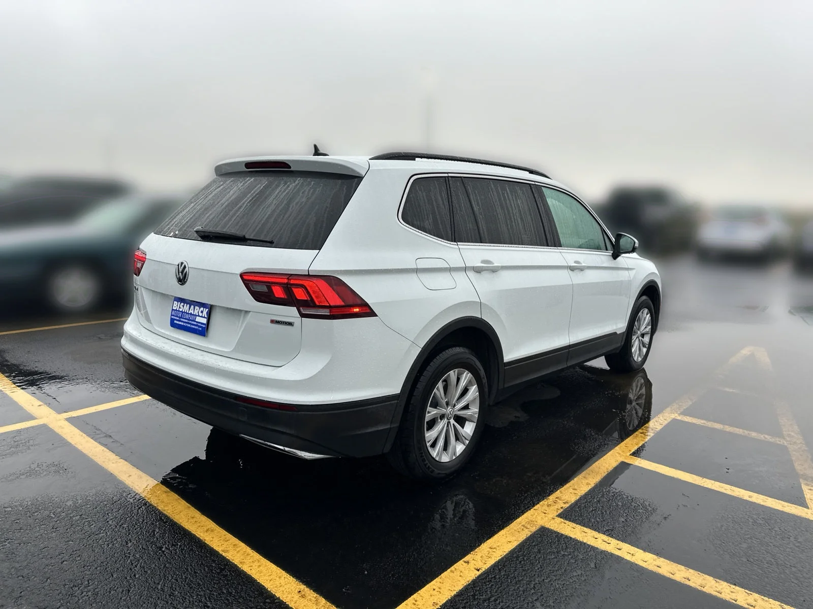 Used 2019 White Volkswagen 2.0T SE image 3