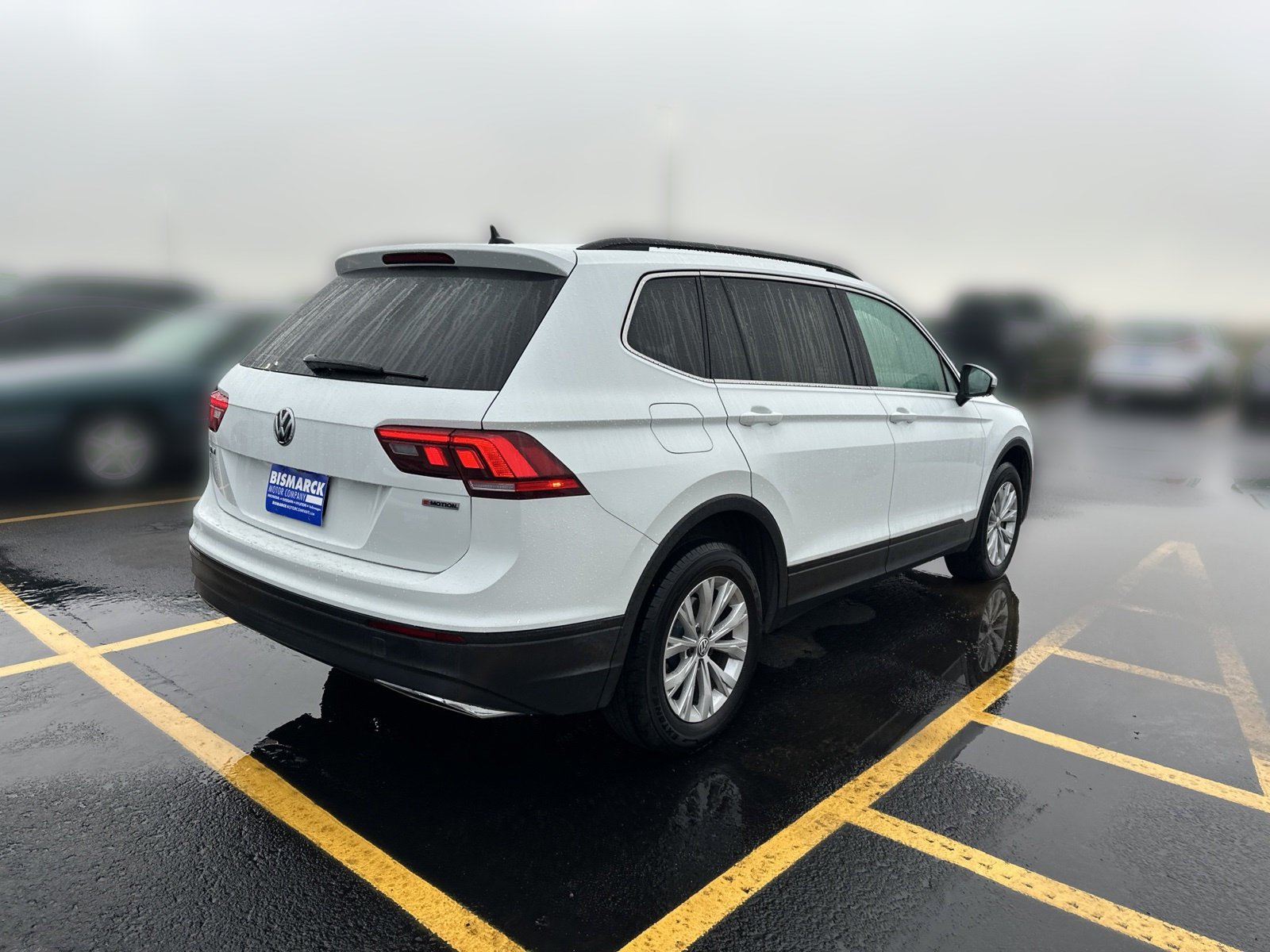 Used 2019 White Volkswagen 2.0T SE image 3