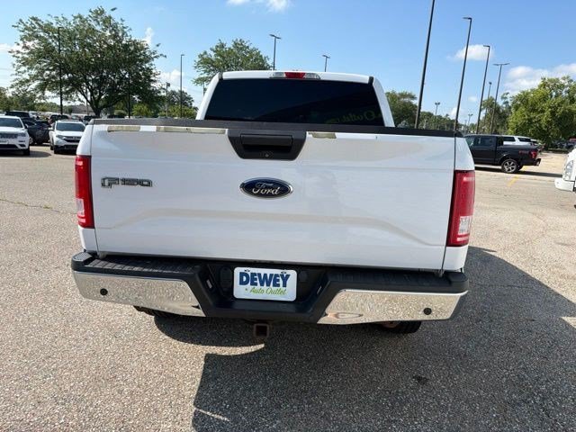 Used 2016 Oxford White Ford XLT image 4